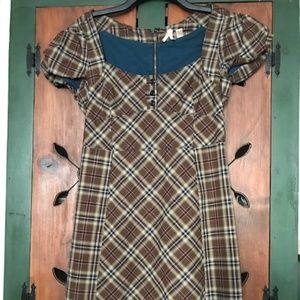 SOLD -  Fully Lined Plaid Dress - Size 4 - EUC